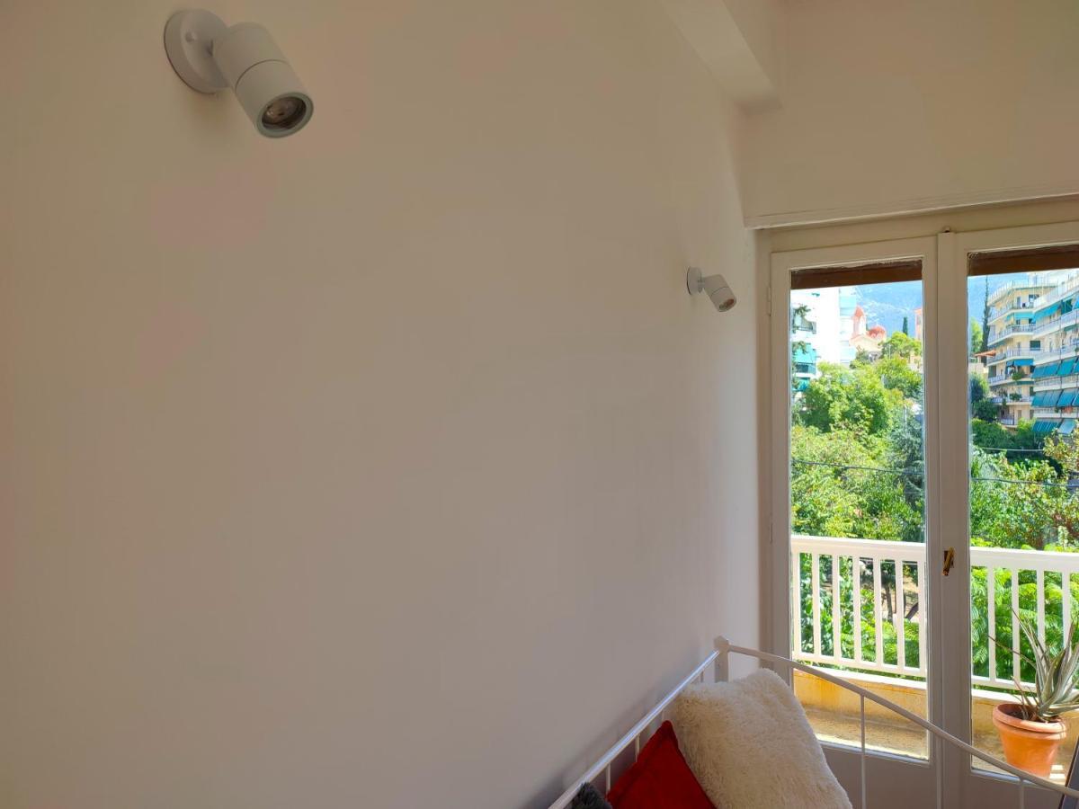Vironos Extra Bright Apartment - Front Park And Monastery Atena Exterior foto